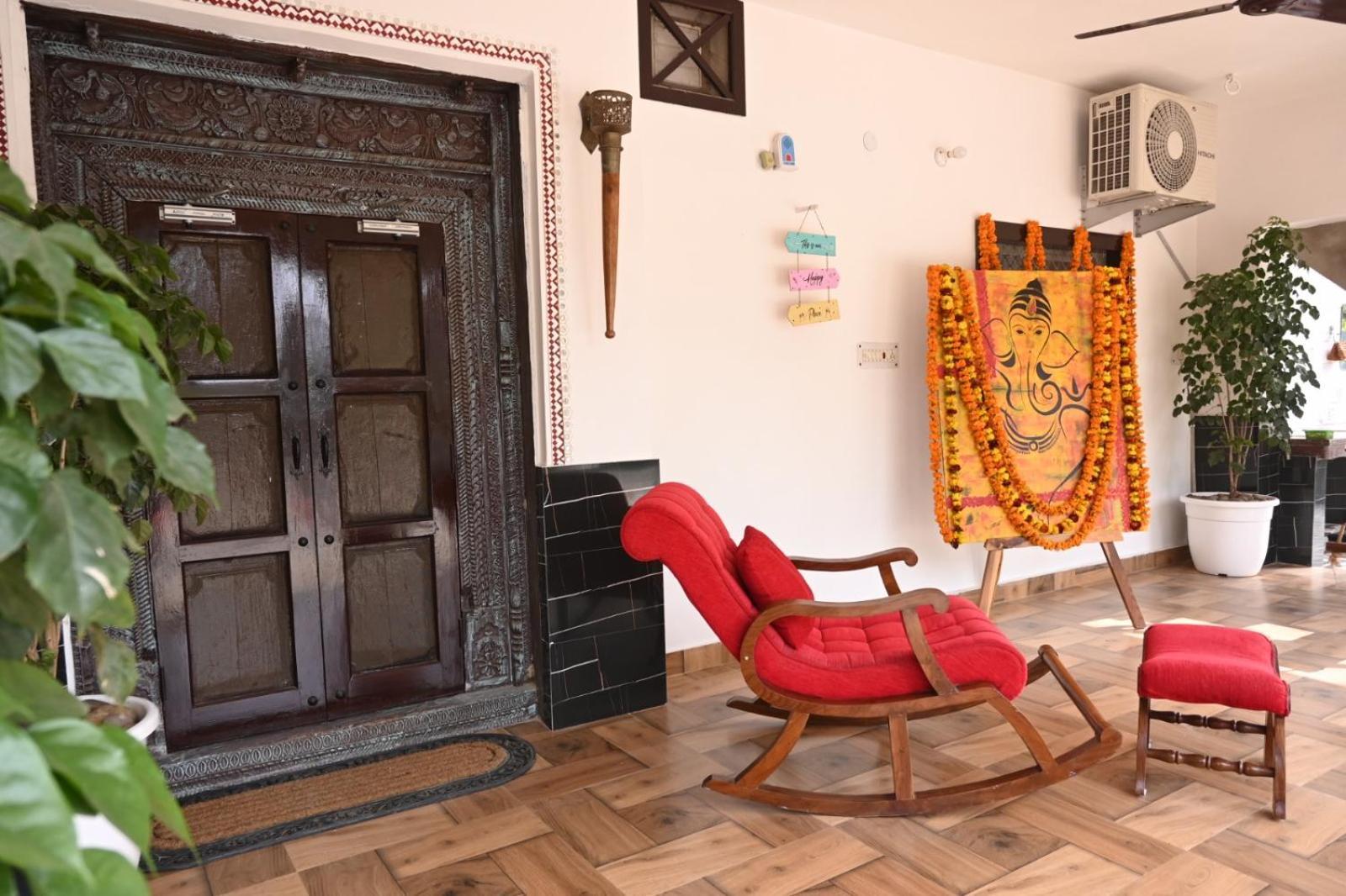 Shobhayan Inn, Airport Railway Station Pickup Free Ayodhya Esterno foto