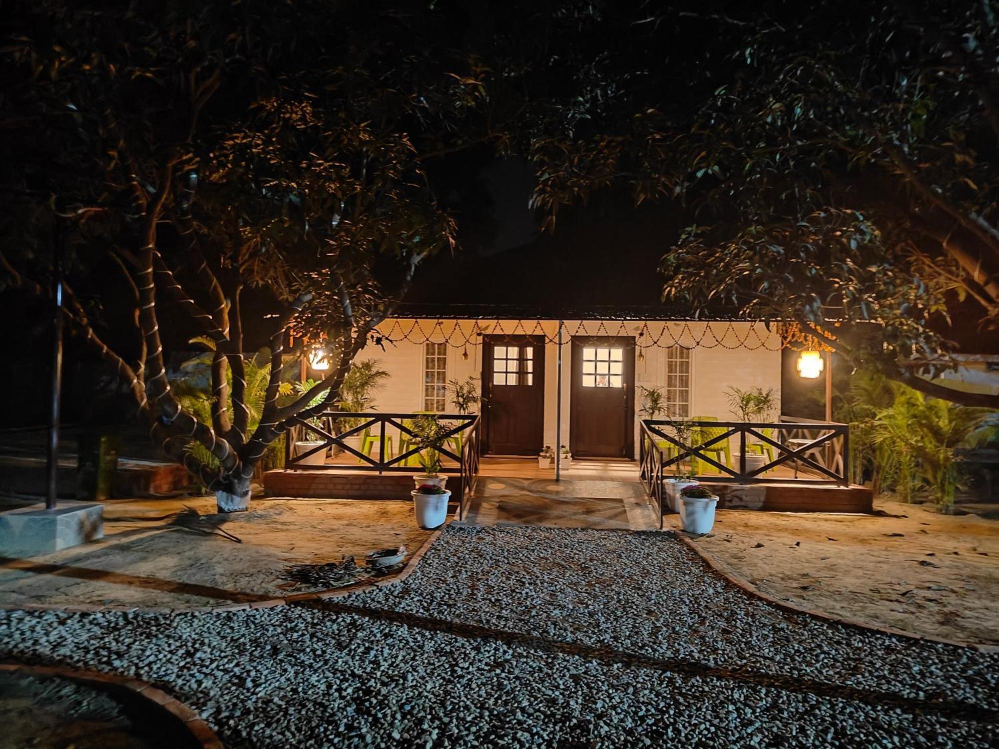 Shobhayan Inn, Airport Railway Station Pickup Free Ayodhya Esterno foto