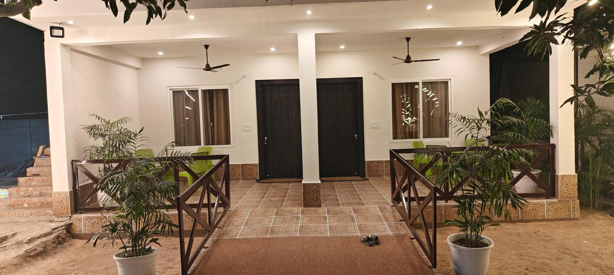 Shobhayan Inn, Airport Railway Station Pickup Free Ayodhya Esterno foto