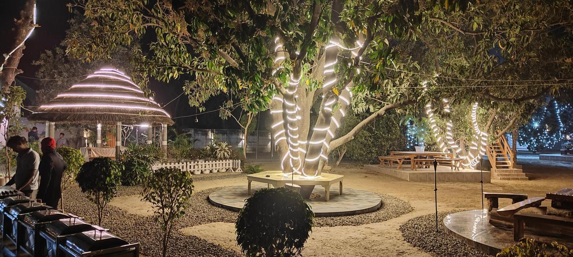 Shobhayan Inn, Airport Railway Station Pickup Free Ayodhya Esterno foto